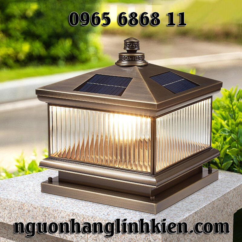 đèn trụ cổng năng lượng mặt trời giá rẻ Đèn trụ cổng năng lượng mặt trời bằng đồng tiết kiệm năng lượng bảo vệ môi trường đèn trụ cổng vuông đèn trụ cổng năng lượng